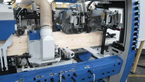 Skobeljni stroj za preseke do 300 x 260 mm