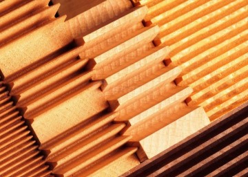 Primeri različnih ozobljenj za dolžinsko spajanje lesa.